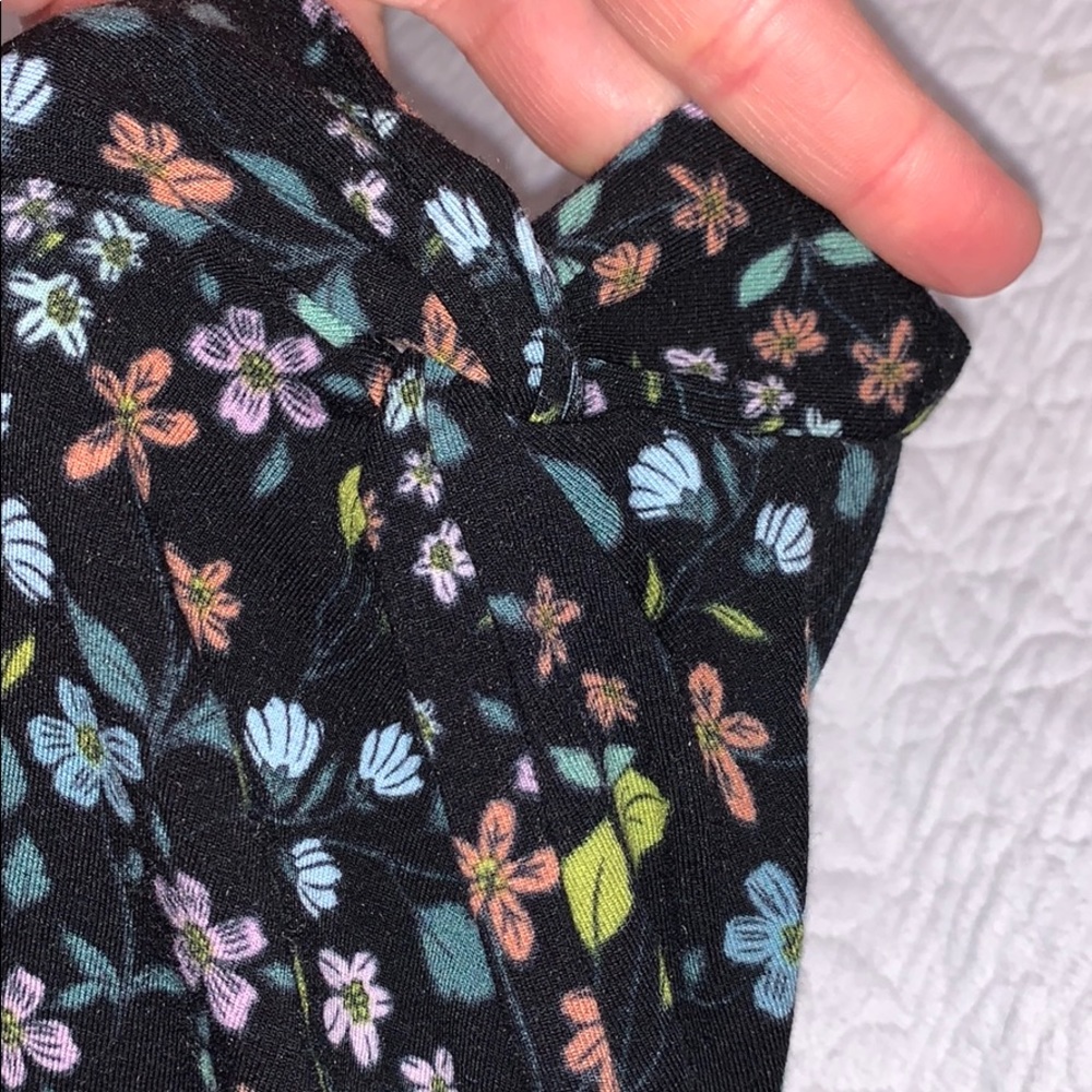 Loft Dress - Picture 5 of 5